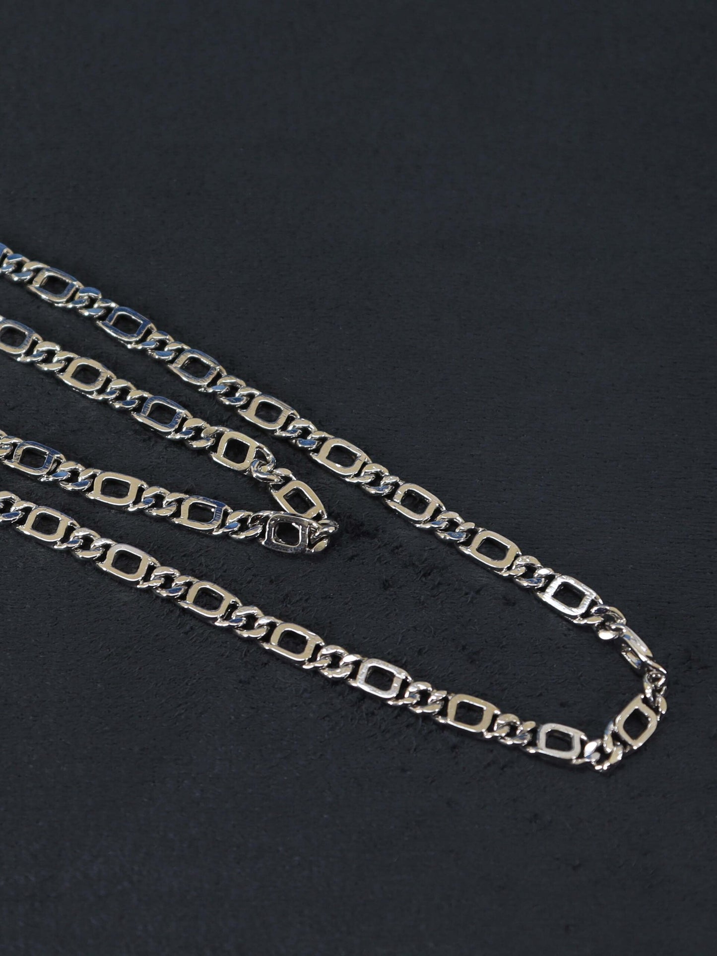 Chain In 925 Silver.
