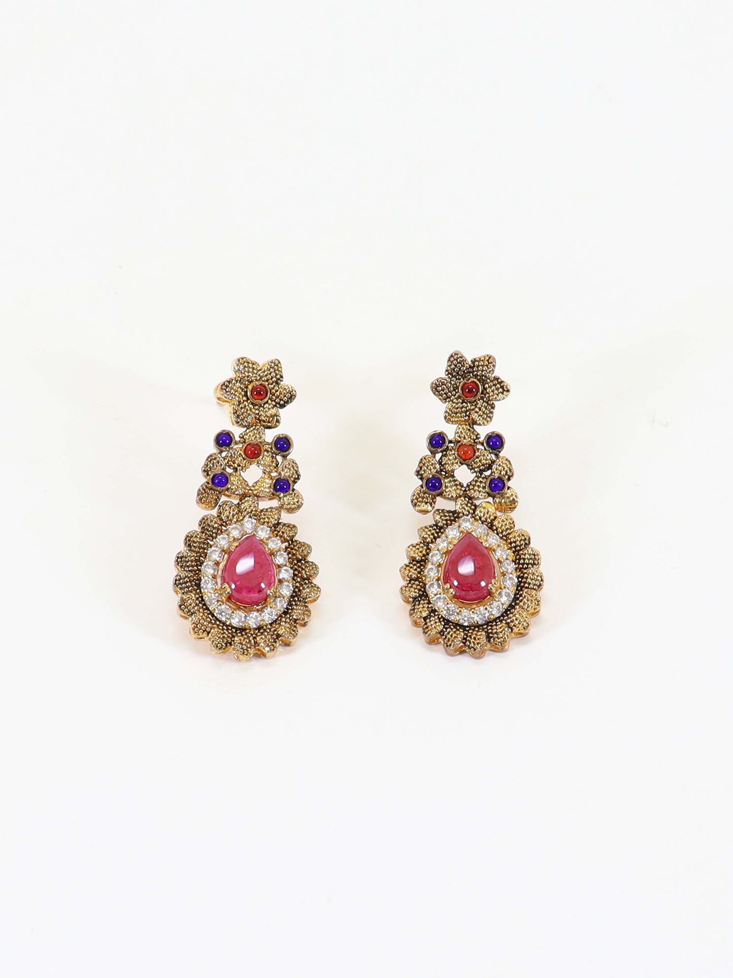 Antique Set Studded With Red And Blue Stones In 925 Silver.