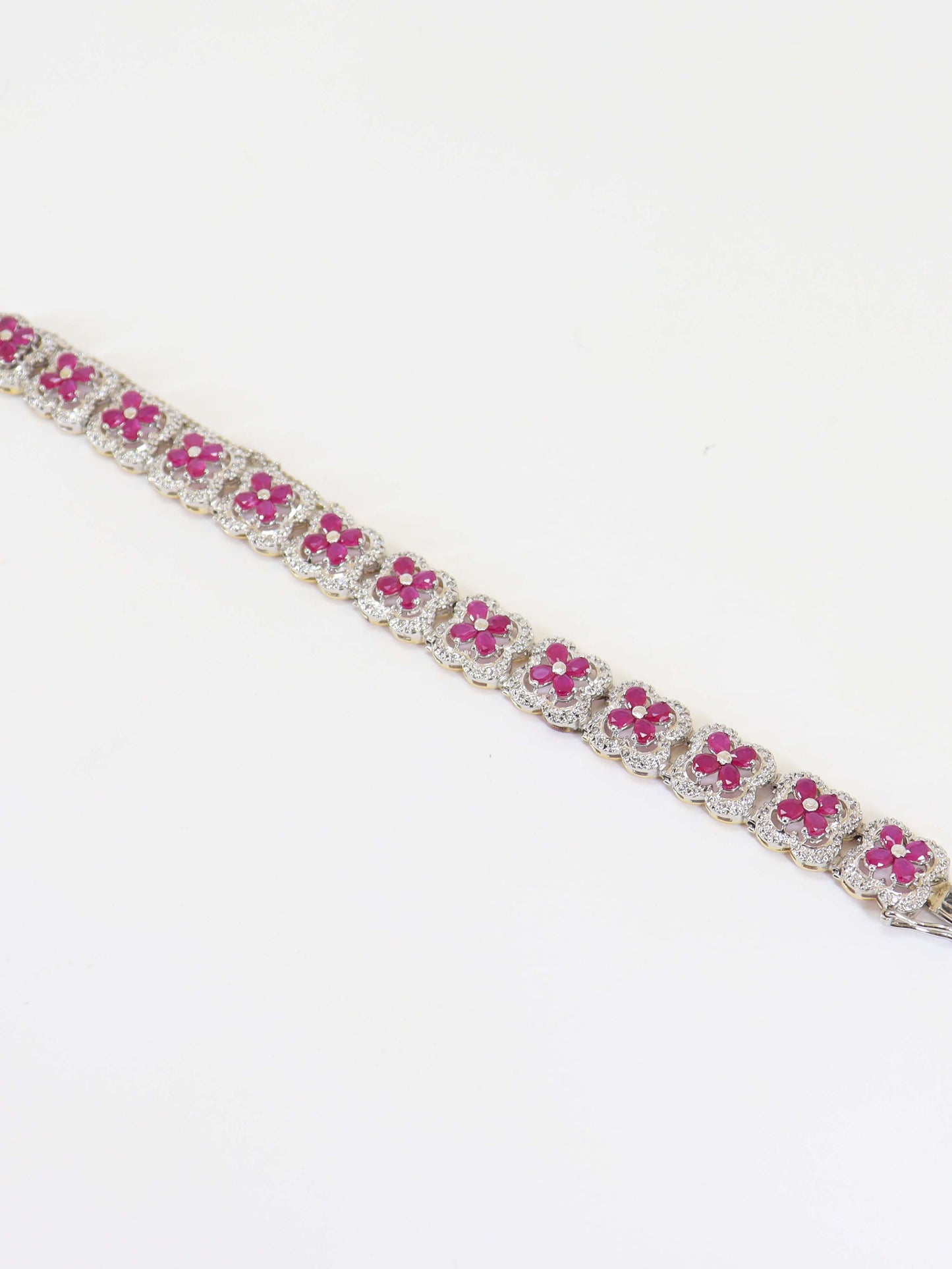 Bracelet Studded With Zircons And Chatham In 925 Silver.