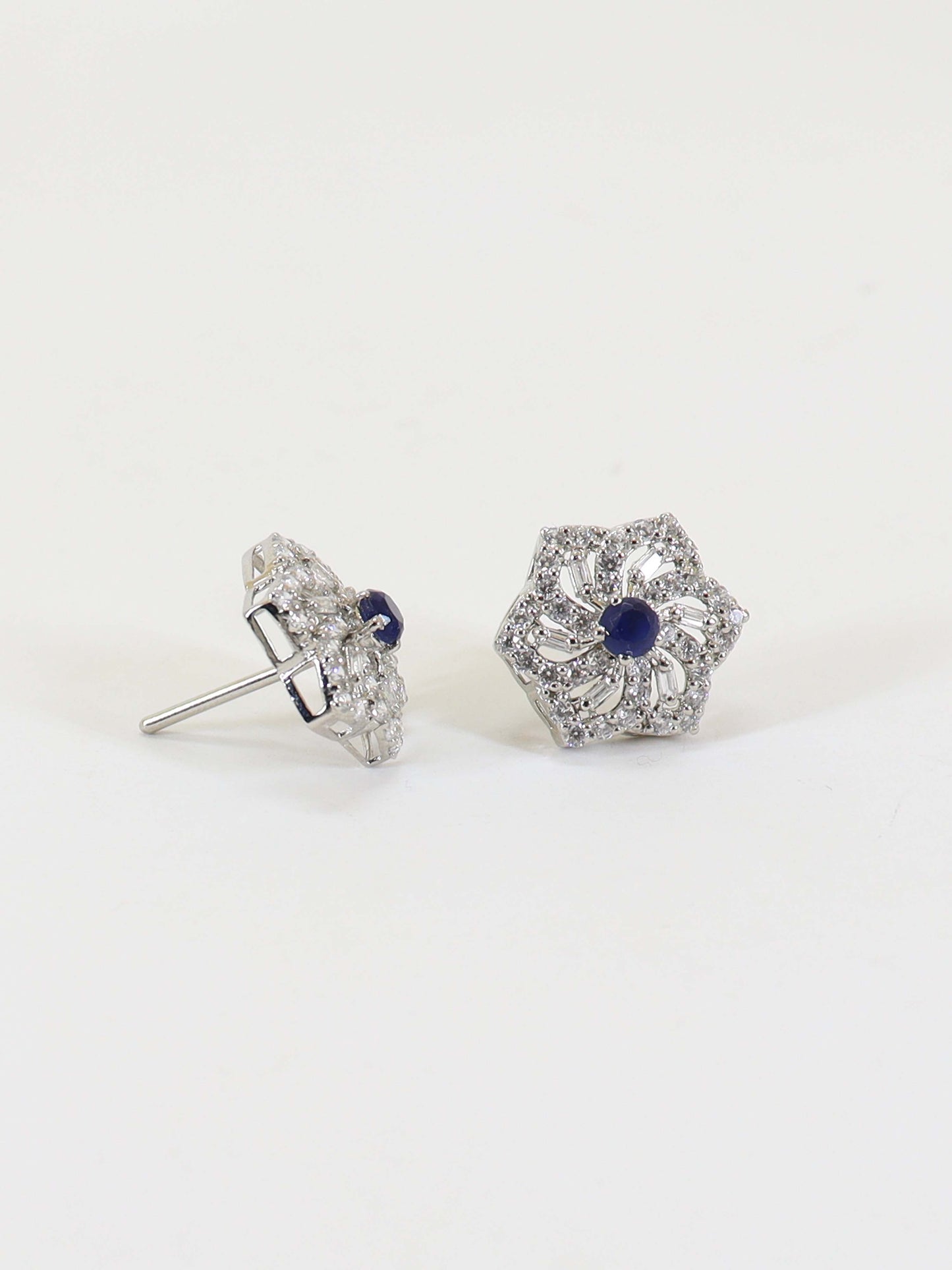 Locket Tops In 925 Silver.