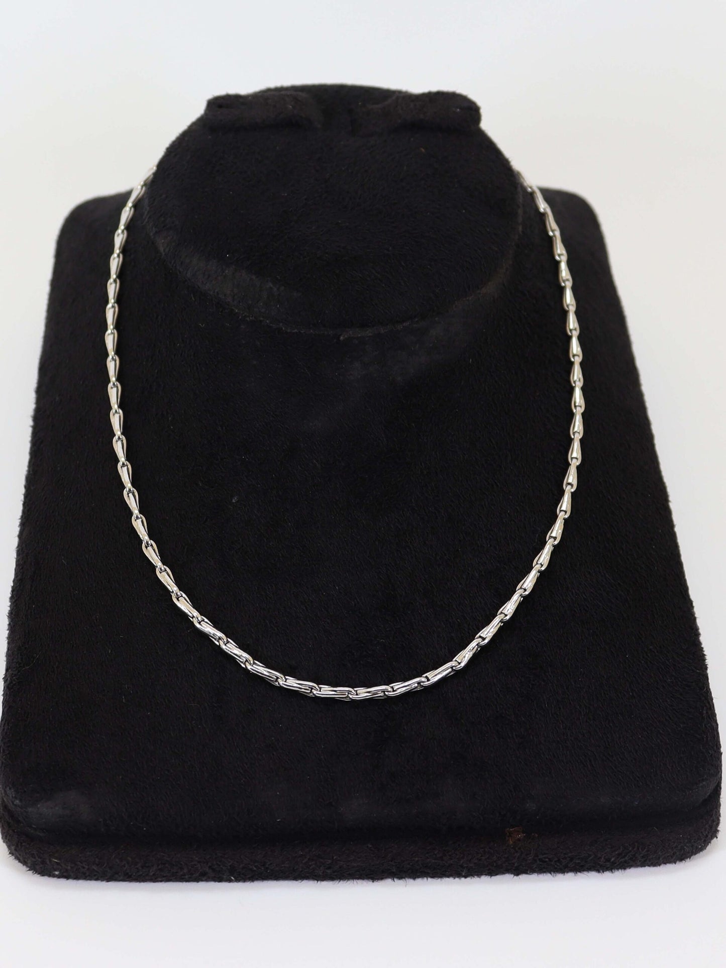 Chain In 925 Silver.