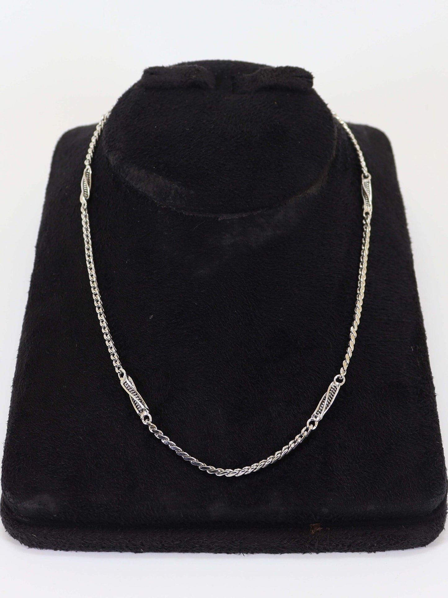 Chain In 925 Silver.