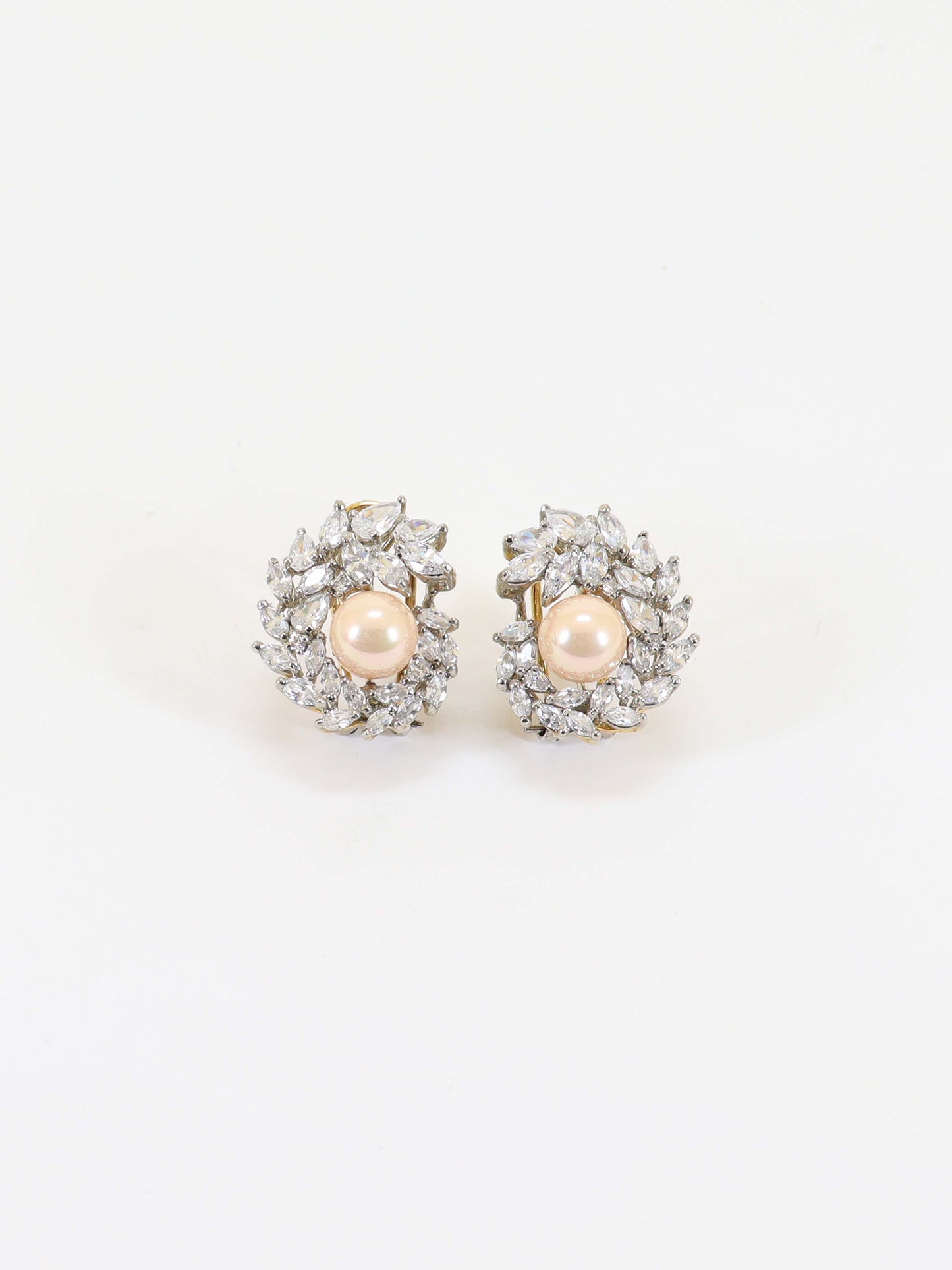 Tops Studded With Zircons And Pink Pearls In 925 Silver.