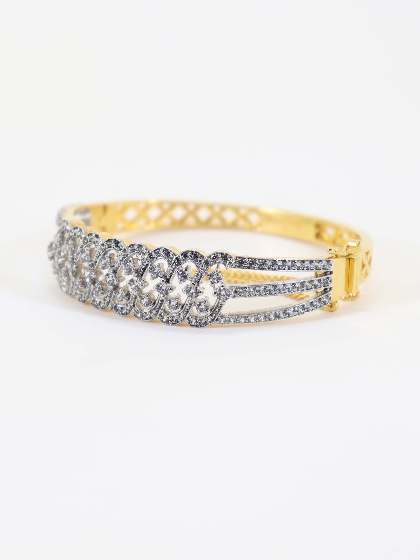 Diamond Style Bracelet In 925 Silver.