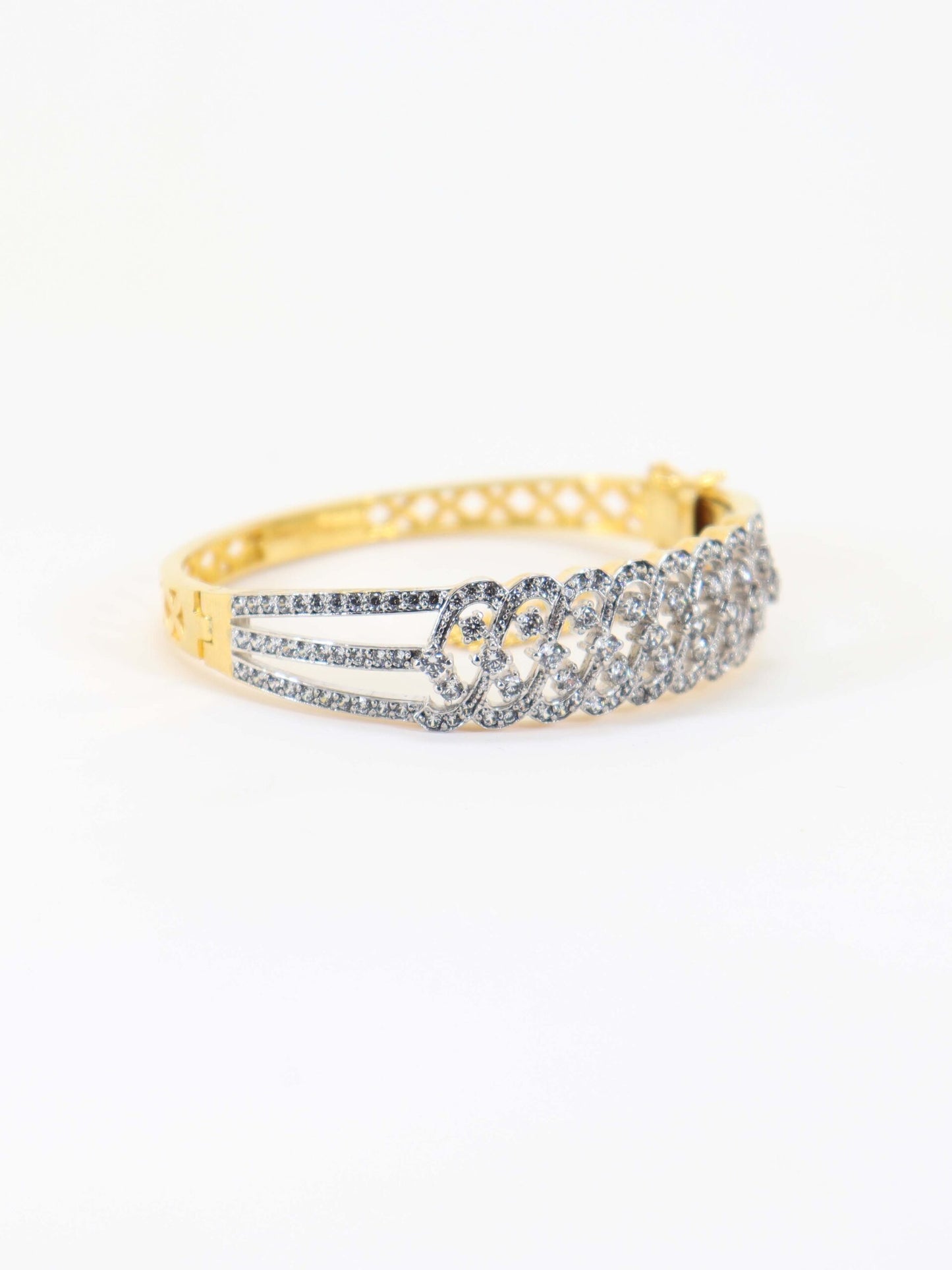 Diamond Style Bracelet In 925 Silver.