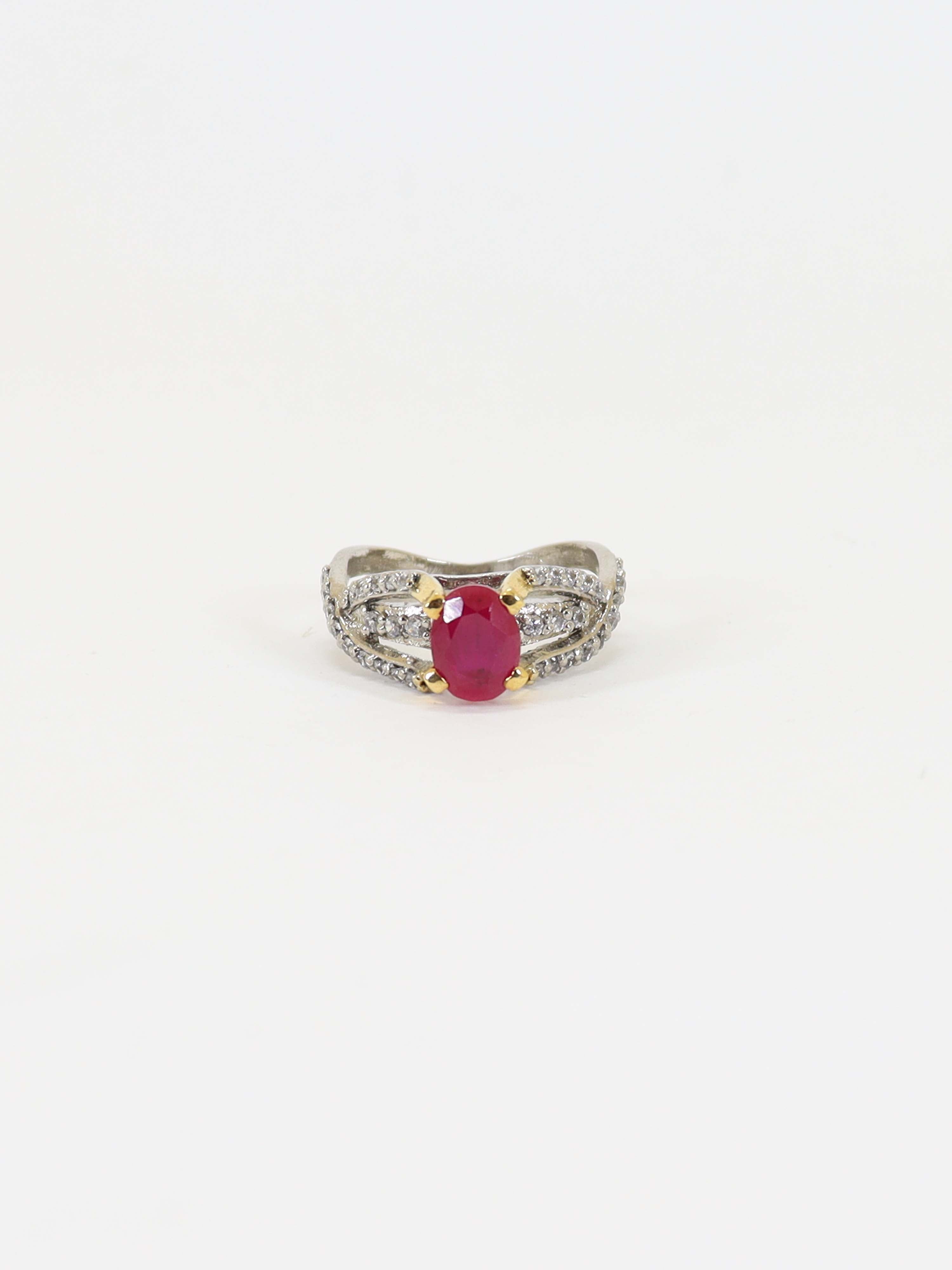 Ring With Chatham In Silver.