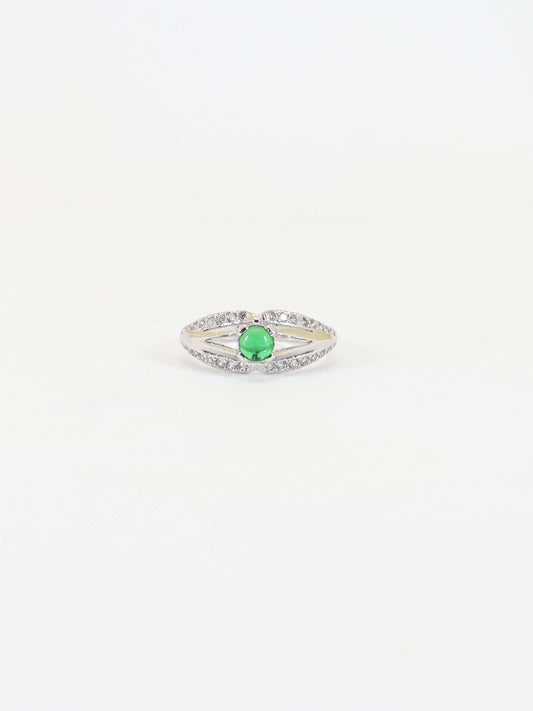 Ring Studded With Green Zircons In 925 Silver.