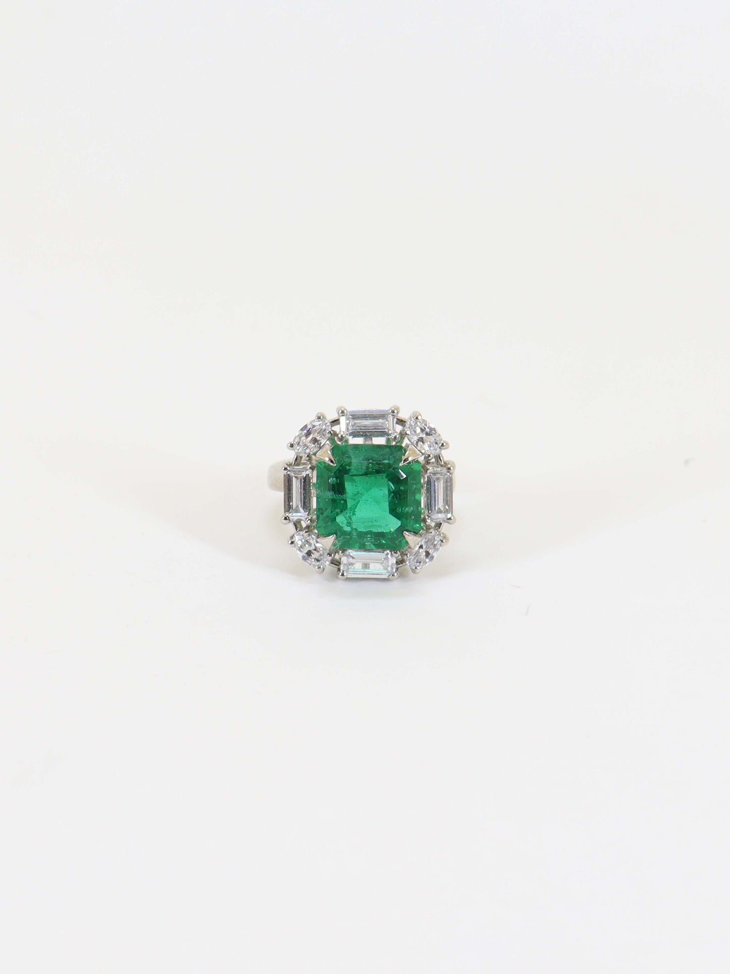 Ring With Green Zircon In Silver.