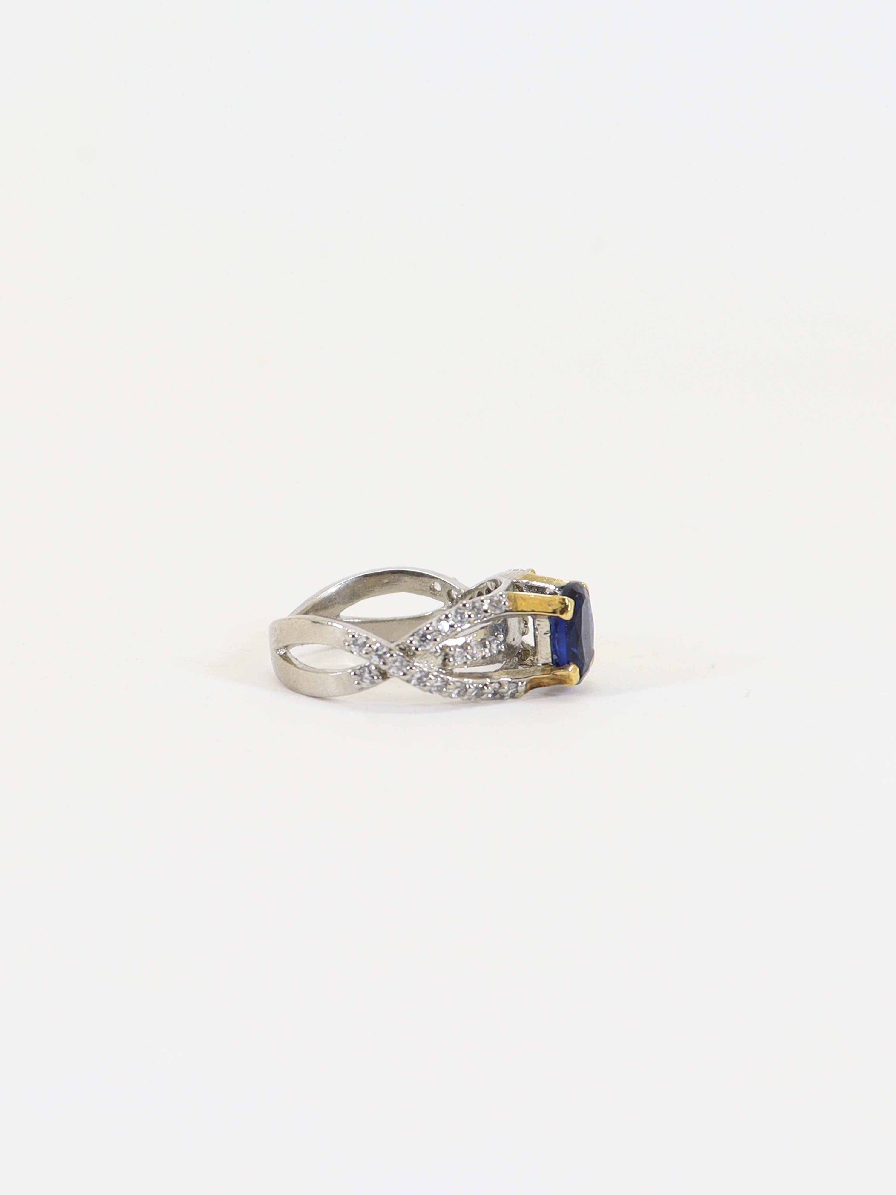 Ring With Blue Zircon In Silver.