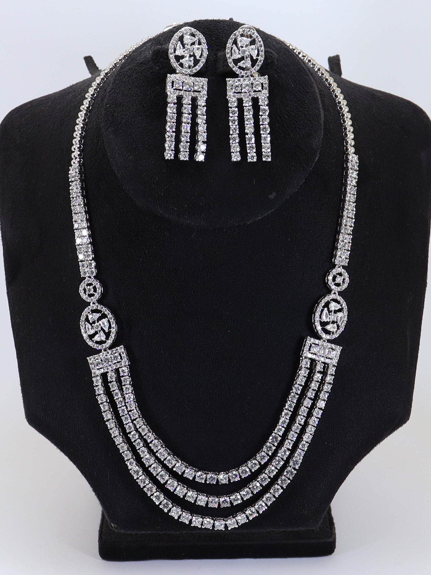 Diamond Style Zircons Mala In 925 Silver.