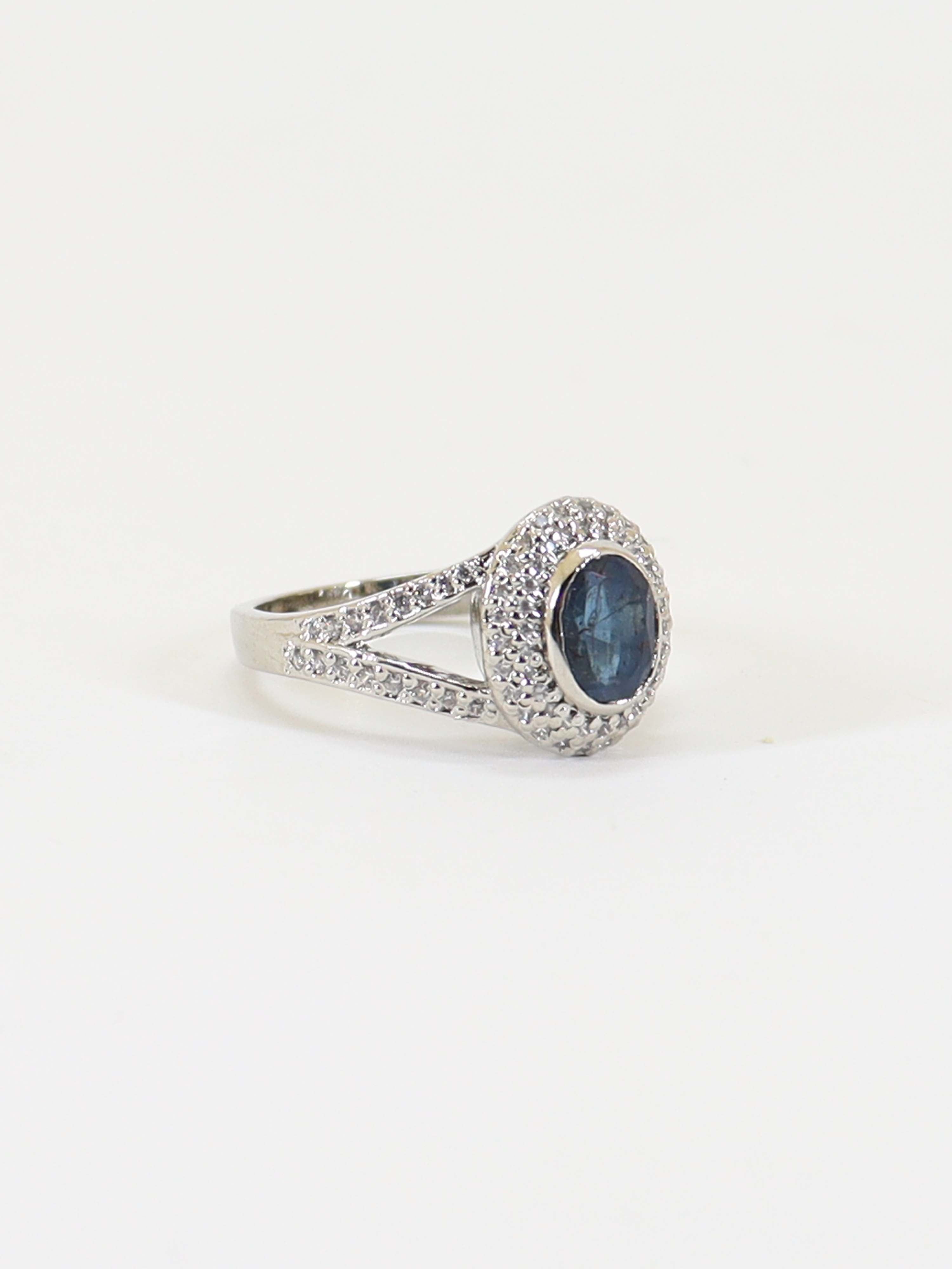 Ring In 925 Silver.