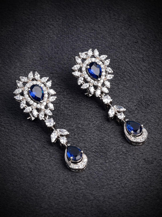 Earings Studded With Blue Zircons In 925 Silver.